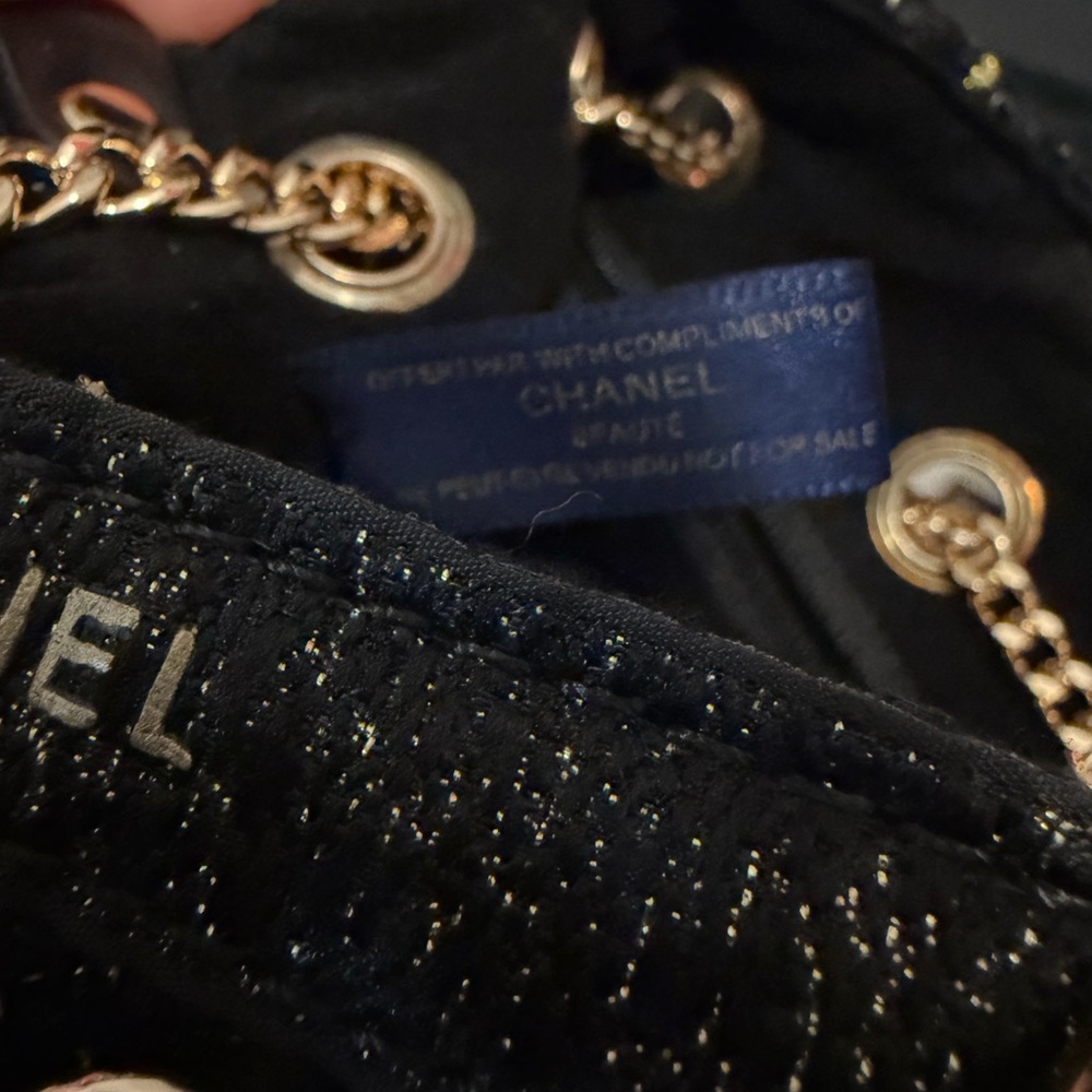Chanel Black and Gold Mini Bag VIP / GWP With Charms - Picture 4 of 10